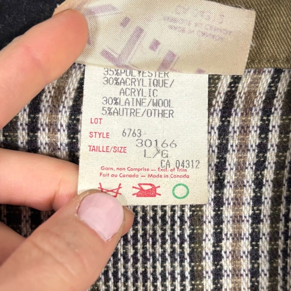 Plaid Women's Jacket with Brown Accents - Picture 2 of 8